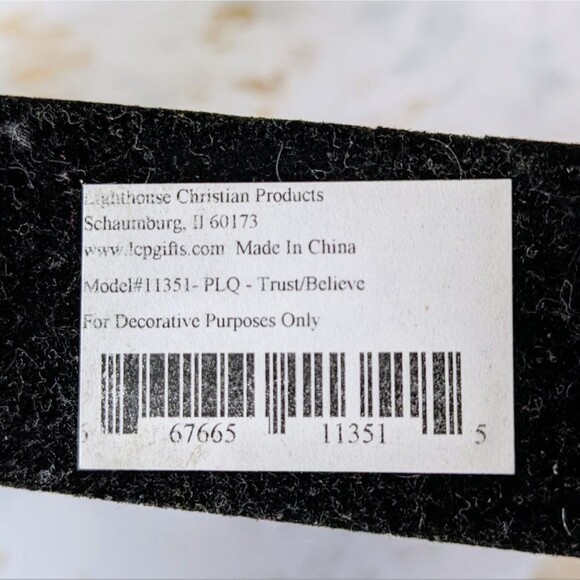 ⭐ Black Spinning Believe/ Trust Cross Decor⭐ - Picture 3 of 3